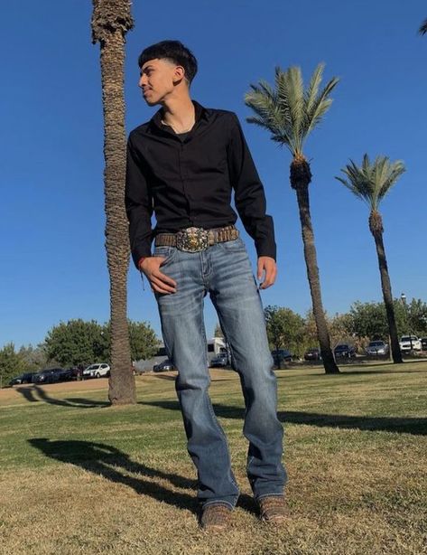 Outfits Vaqueros Mujer Pictures - davidreed.co Baile Outfits Jaripeo Guys, Takuache Men, Quince Outfits With Boots Men, Quince Surprise Dance Outfits For Guys, Black Vaquero Outfit Men, Guy Quince Outfits, Chambelan Vaquero Outfits, Vaquero Style Men, Rancho Outfit Mexican Men