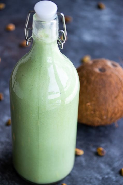 Pistachio Coquito (Puerto Rican Pistachio Coconut Nog) - Kitchen De Lujo Coquito Recipe Pistachio, Different Coquito Flavors, Pistachio Coquito Recipe Puerto Rico, Cocito Drink Recipe, Cocito Drink Recipe Puerto Rican, Flavored Coquito Recipe, Pistachio Liqueur Drinks, Flavored Coquito, Pistachio Liquor