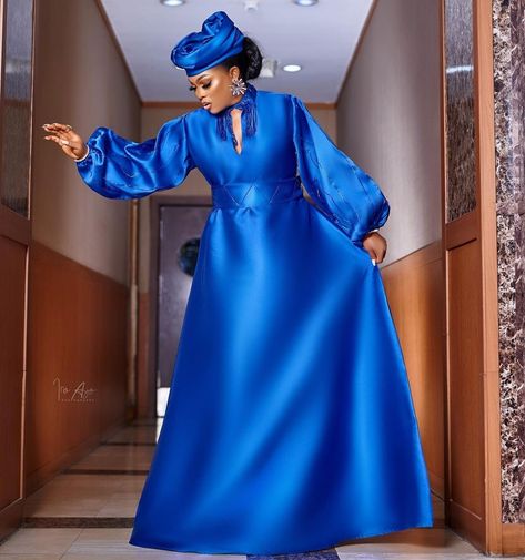 Duchess Styles, Chiffon Dress Long Casual, Materials Gown Style, Bubu Gown, Boubou Styles For Women, Bubu Gown Styles, Party Dress Classy, Modest Dresses Fashion, Long African Dresses