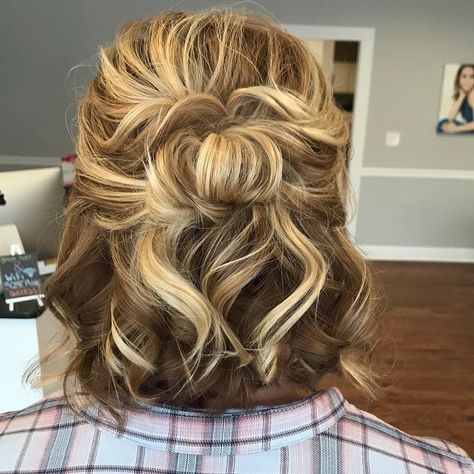 80 Updos For Short Hair Perfect For Any Occasion Updos For Long Bobs, Bridesmaid Updo Hairstyles For Short Hair, Wedding Hairstyles Down Short Hair, Wedding Hairstyle Shorter Hair, Easy Short Hair Formal Styles, Short Fine Updo Hairstyles, Boho Bridesmaid Hairstyles Short Hair, Updos For Short Wavy Hair, Fine Hair Updo Wedding Half Up