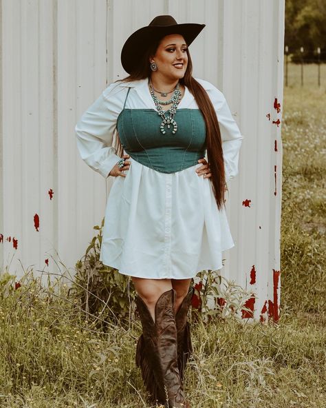 Plus Size Vaquera Outfit, Plus Size Country Outfits, Plus Size Western Outfits Woman, Plus Size Western Outfits, Plus Size Western Fashion, Plus Size Cowgirl Outfits, Western Outfits Women Plus Size, Plus Size Cowgirl, Plus Size Western