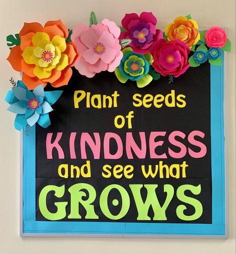 Plant Classroom Decor Ideas, Grow Theme Classroom, Garden Theme Bulletin Board Ideas, Come Grow With Us Theme, Grow And Glow School Theme, Garden School Theme, Growing Greatness School Theme, Growing Plants Bulletin Board, Wildflower Bulletin Board