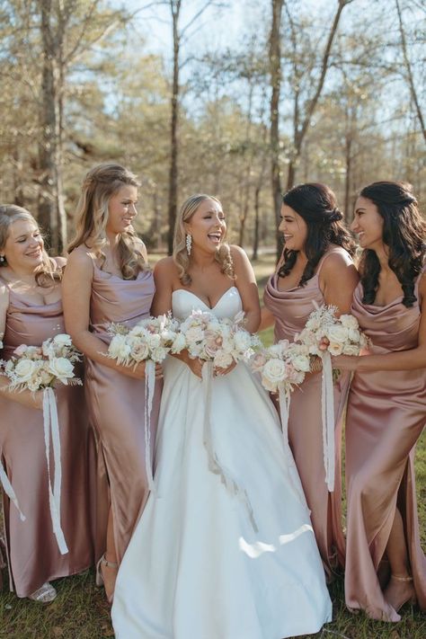 Revelry Rose Quartz, Bridesmaid Dresses Farm Wedding, Rosé Bridesmaid Dresses, Bridesmaids Colors Summer, Champagne Pink Bridesmaid Dress, Bridesmaid Dresses Rose Gold, Dusty Rose Bridesmaids, Rose Gold Bridesmaid Dresses, Rose Gold Wedding Theme