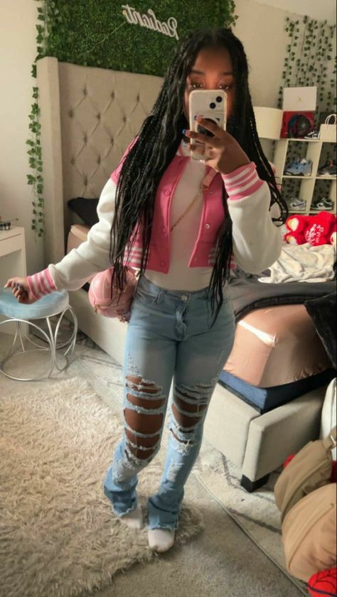 Blackgirl,oufits,ideas,cute,pink Bianca Prince Outfits, Outfits For Picture Day At School, Ptso Ideas Outfits School, Baddie Items, Outfit Middle School, Birthday Outfits Black Women, Black Teenage Girl, Pink Braids, Cute Baddie Outfits