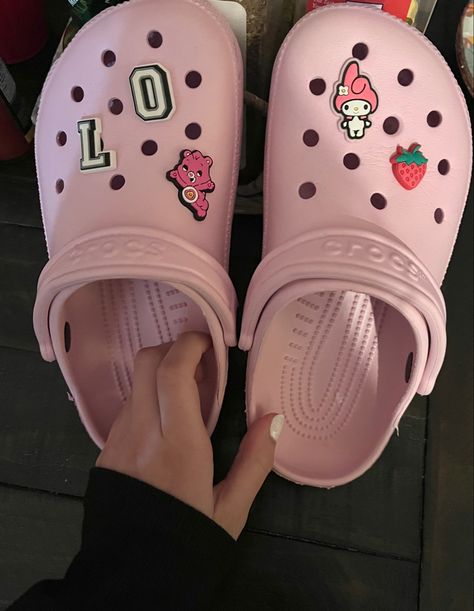 Crocs Ballerina Pink, Ballerina Pink Crocs With Jibbitz, Pink Crocs With Jibbitz, Baby Pink Crocs, Pink Crocs Outfit, Light Pink Crocs, Pink Care Bear, Hello Kitty Crocs, Strawberry Hello Kitty