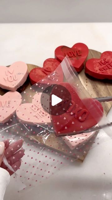 562K views · 79K likes | Victoria on Instagram: "Heart shaped brownies 🍫🧸💌 #heart #brownies #vday #valentines #valentinesdessert #dessert #asmrsounds #yum #heartbrownies #chocolate #easyrecipe #recipes #viralreels" Heart Shaped Brownies, Heart Brownies, Instagram Heart, Holiday Treats, Brownies, Heart Shapes, Easy Meals, Dessert, Candy