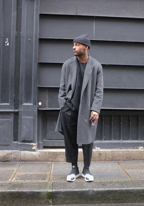 Personal Inspo - Album on Imgur Streetwear Mode, Mens Fashion Urban, Winter Outfits Men, Man Standing, Mens Fashion Classy, Men Street, Men Looks, Mens Streetwear, Mens Street Style