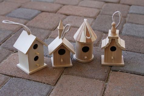 Miniature birdhouses from Michaels for a fairy village - tutorial | Fairy Garden Party Mini Birdhouse, Fairy Village, Fairy Garden Crafts, Fairy Furniture, Mini Fairy Garden, Birdhouse Designs, Fairy Crafts, Bird Houses Diy, Fairy Garden Houses