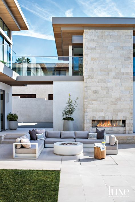 Luxe Magazine, Lauren Taylor, Outdoor Lounge Area, House Beds, Luxe Interiors, Home Center, Manhattan Beach, Los Angeles Homes, Interiors Design