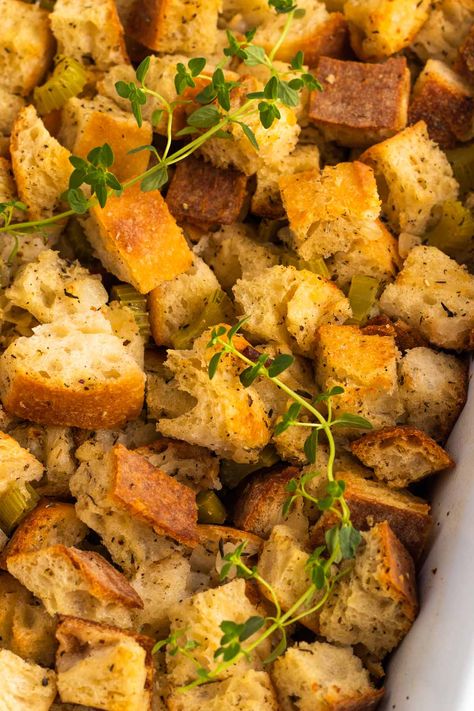 Weekend Menu Ideas, Best Vegan Stuffing, Make Ahead Dishes, Healthy Thanksgiving Side Dishes, Stuffing Easy, Side Dishes Vegan, Vegan Thanksgiving Menu, Vegan Stuffing, Vegan Apple Crisp