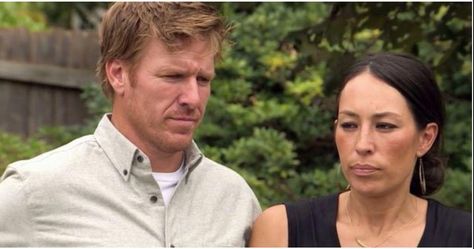 They finally confirmed why Fixer Upper had to end. | iHeartRadio Joanna Gaines Style Clothes, Joanna Gaines Baby, Joanna Gaines Family, Fixer Upper Christmas, Fixer Upper Tv Show, Tarek And Christina, Joanne Gaines, Rehome Dog, Magnolia Fixer Upper