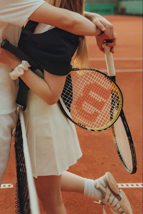 Aesthetic Tennis Court, Tennis Couple, Prenup Theme, Court Photoshoot, Aesthetic Tennis, Tennis Court Photoshoot, Tennis Photoshoot, Retro Couple, Model Couple