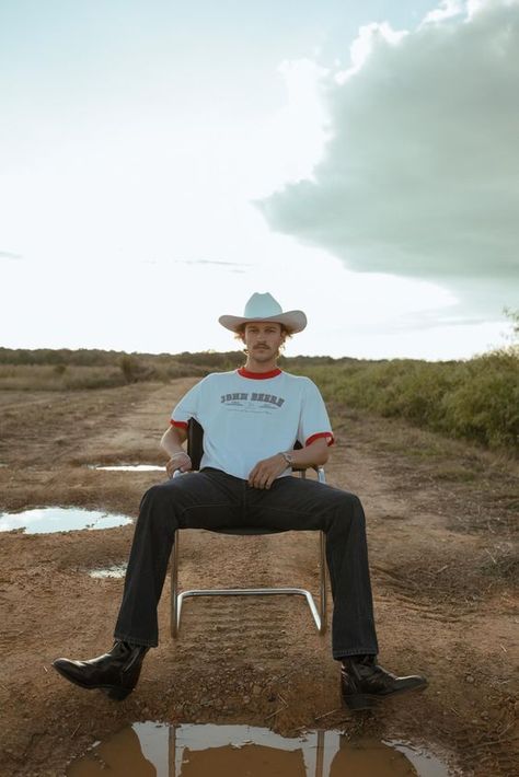 Cowboy Men Outfit, Cowboy Editorial, Hipster Cowboy, Cowboy Outfit Men, Urban Cowboy Style, Masculinity Quotes, Cowboy Men, Mens Western Wear, Boots Outfit Men