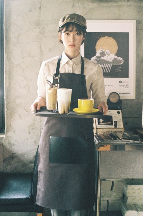 Korean Barista, Barista Reference, Coffee Shop Worker Outfit, Barista Pose Reference, Cooking Reference Pose, Cafe Worker, Cafe Reference, Cafe Worker Outfit, Waiter Aesthetic