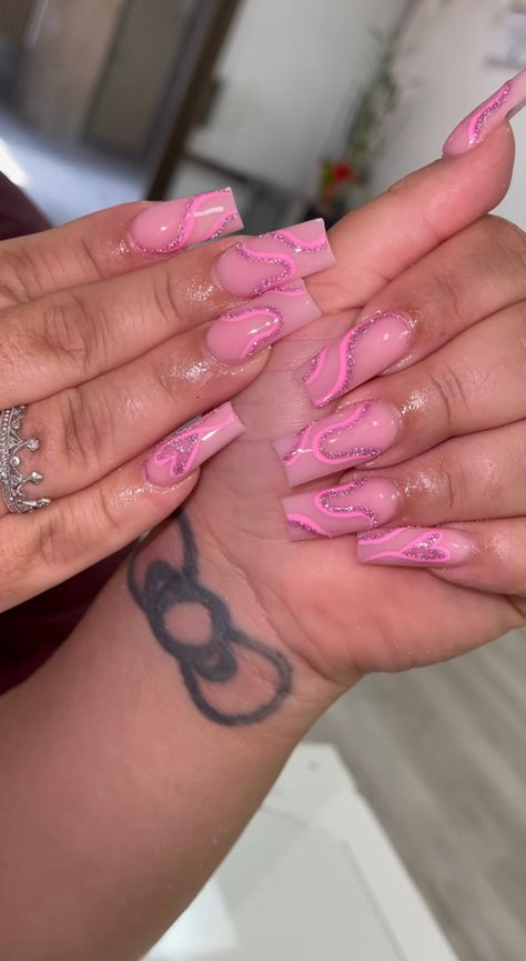 Pink Friday Nails, Nail Inspo Coffin Medium, Nail Inspo Coffin, Short Nails Square, Nail Art Short Nails, Nail Art Short, Beginner Nail Designs, Acting Scripts, Birthday Nail Art