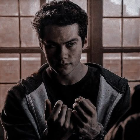 Teenage Werewolf, Dylan Obrian, Wolf Character, Void Stiles, Teen Wolf Stiles, Scott Mccall, O Brian, Edgy Wallpaper