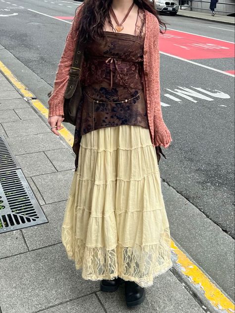 Fairy Long Skirt, Long Skirt Fall Outfits Aesthetic, Long Skirt Baggy Sweater, Skirt Over Skirt, Outfit Inspo Skirts Long, Vintage Long Skirt Outfits, Long Dress With Jacket Outfit, Long Skirt Inspo Outfit, Botanist Outfit