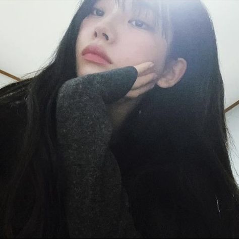 aespa karina icon Y2k Pfp, Karina Icon, Aespa Karina, Karina Aespa, 1 Girl, I Love Girls, Cute Selfie Ideas, Girl Icons, Ulzzang Girl