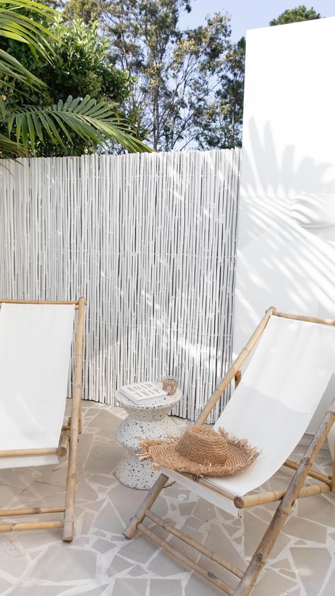 Easy DIY fence hack! Attach a bamboo screen to an existing fence and paint it white to instantly elevate your backyard. I’m all about those… | Instagram Easy Diy Fence, Bamboo Screen, California Beach House, Patio Remodel, Bamboo Screening, Diy Balcony, Dream Patio, Painted Bamboo, White Fence