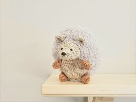 How to Knit Your Own Adorable Hedgehog Toy (Free Knitting Pattern) Hedgehog Knitting Pattern, Hedgehog Pattern, Hedgehog Ornament, Little Cotton Rabbits, Ornament Pattern, Knitted Animals, Learn How To Knit, How To Knit, Baby Sleeping Bag