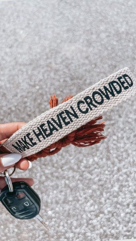 spread the gospel! #christian #love #makeheavencrowded #jesuslovesyou Spreading The Gospel, Prayer Vision Board, Spread The Gospel, Christian Love, The Gospel, Jesus Loves You, Vision Board