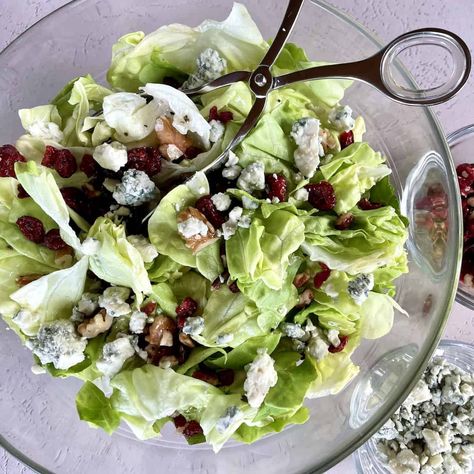 This dried cranberry, walnut, and blue cheese salad is a bright and flavorful green salad sure to satisfy your craving for a fresh meal. Craisin Salad, Blue Cheese Salad Recipes, Blue Cheese Butter, Dried Cranberry, Fresh Meal, Blue Cheese Salad, Bleu Cheese, Cheese Salad, Arugula Salad