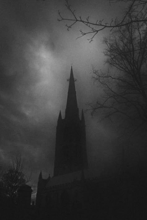 Anglo Gothic, Falling Slowly, Church Aesthetic, Dark Castle, Gothic Wallpaper, Gothic Church, Dark Paradise, Gloomy Day, Gothic Aesthetic