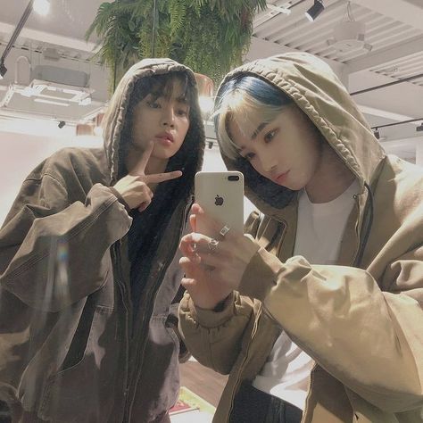 #sunwoo #chanhee #new #vintage #icon #aesthetic #theboyz The Boyz, Mirror, On Twitter, Twitter