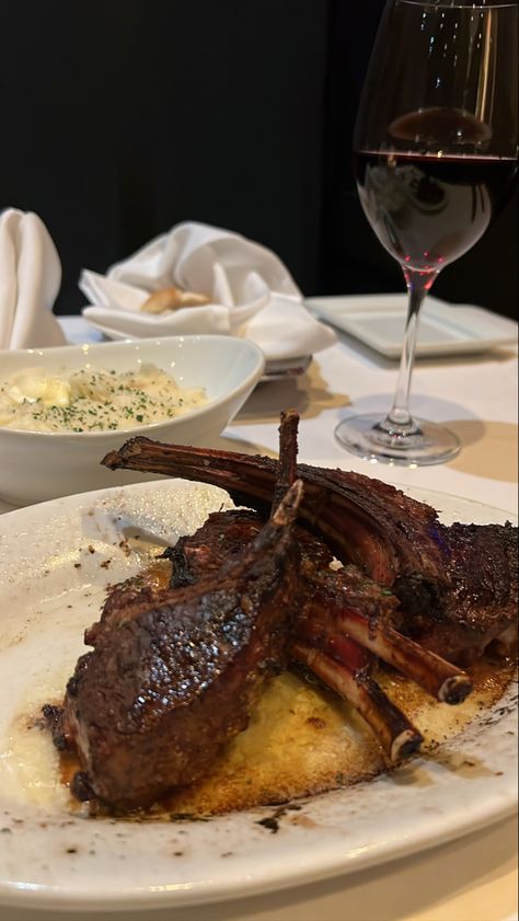 Lamb Chop Aesthetic, Steak And Mashed Potatoes Aesthetic, Lamb Chops Aesthetic, Dinner Date Aesthetic, Breakfast Pictures, Ruth Chris, Lamb Dinner, How To Cook Lamb, Lamb Dishes