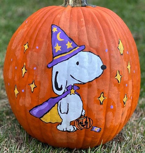 200+ No Carve Painted Pumpkin Ideas for Halloween 2021 - Designbolts Decorate Pumpkin Ideas No Carve, Boo Painted On Pumpkin, Pumpkin Painting On Pumpkins, Colorful Painted Pumpkins, Cute Paint Pumpkins, Minimalist Pumpkin Painting, No Carve Pumpkin Painting Ideas, Happy Halloween Pumpkin Painting, Cute Pumpkins Ideas