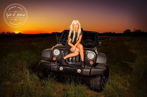 Jeep Photography, Jeep Photoshoot, Jeep Pictures, Jeep Baby, Blouse And Pants, Jeep Photos, Jeep Girls, Class Of 2016, Brown Photography