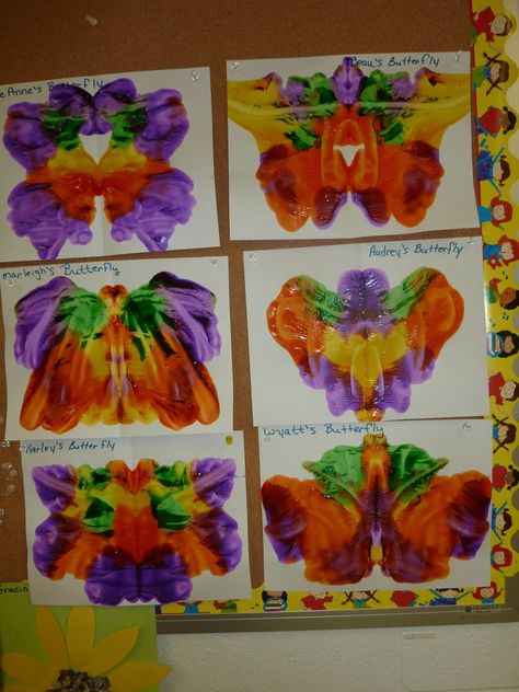 Folded Butterfly, Pressed Butterfly, Eric Carle Crafts, Eric Carle Activities, Caterpillar Art, Caterpillar Book, Hungry Caterpillar Activities, Mini Beasts, Insects Preschool