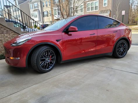 Tesla Model Y Red, Red Tesla, Luxury Things, Tesla Model Y, Driving Pictures, Pretty Cars, Red Candy, Classy Casual Outfits, 2025 Vision