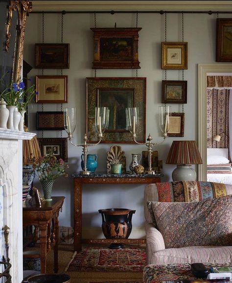 English Country House Style, Robert Kime, English Country House, Country Style Homes, Back To Nature, Eclectic Home, Home Photo, Interior Inspiration, Decor Inspiration