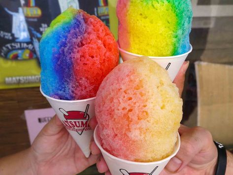 Shave Ice Hawaii, Hawaiian Shaved Ice, Coconut Dream, Shave Ice, Food Truck Design, Rainbow Food, Snow Cones, Shaved Ice, Frozen Drinks