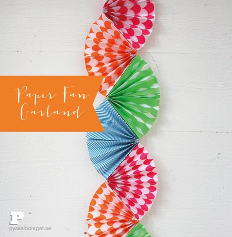 Paper Fan Bulletin Board Border, Bulletin Board Trim Ideas Diy, Paper Fan Garland, Fan Garland, Garland Tutorial, Garland Diy, Paper Fan, Art Activity, Diy Garland