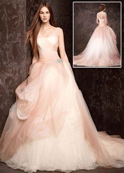 Vera Wang Tulle Ombre Ball Gown Ivory/blush Wedding Dress White By Vera Wang, Used Wedding Dresses, Vera Wang, Ball Gown, Wedding Dresses, Wedding Dress, For Sale, Dresses, White