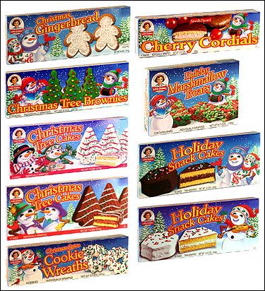 Little Debbie seasonal cakes. Lil Debbie Snacks, Seasonal Cakes, Little Debbie Snack Cakes, Xmas Cakes, Debbie Snacks, American Snacks, Snack Cakes, My Little Pony Birthday Party, Instant Breakfast