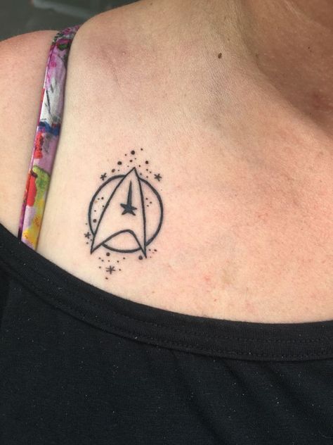 Star Trek Tattoos 20 Star Trek Symbol Tattoo, Simple Star Trek Tattoo, Star Trek Tattoo Ideas, Star Trek Tattoo Enterprise, Voyager Tattoo, Burning Artwork, Star Trek Symbol, Star Trek Tattoo, Nerdy Tattoos