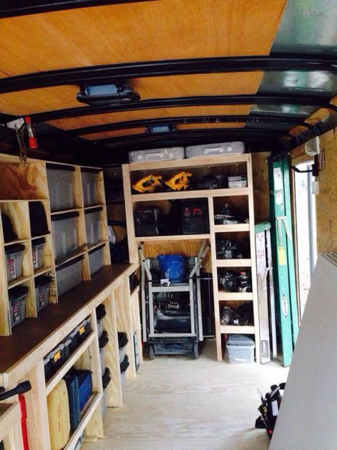 Trailer Layout, Workshop Trailer, Trailer Shelving, Work Truck Organization, Container Workshop, Work Truck Storage, Tool Trailer, Van Organization, Truck Organization