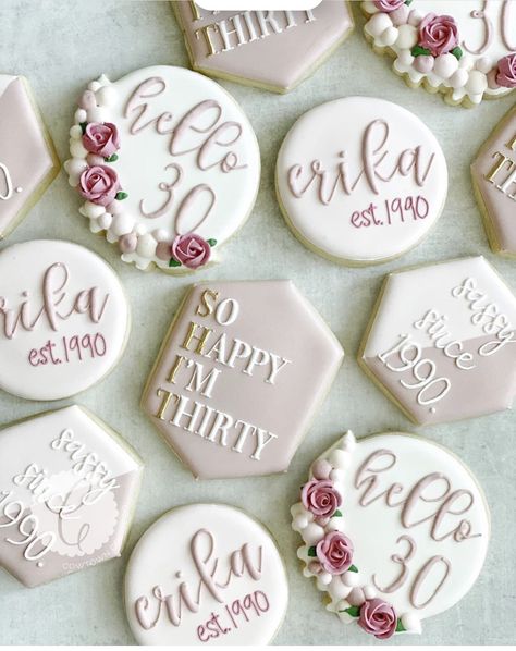 Birthday Biscuits, 30th Birthday Decorations, 30 Birthday Cake, Best Sugar Cookies, Sugar Cookie Designs, Pretty Cookies, Fancy Cookies, Creative Cookies, 30th Birthday Parties