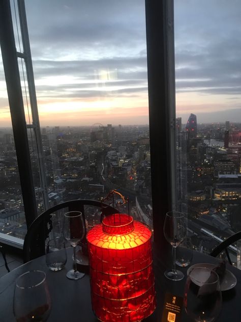 Beautiful skyline view from Hutong Restaurant Chestoa View Overlook, London Restaurants With A View, Skyline View Apartments Night, Tokyo View From Window, Airplane Window View Sunset, The Shard, Skyline View, Jbl Pulse, Jbl Speaker