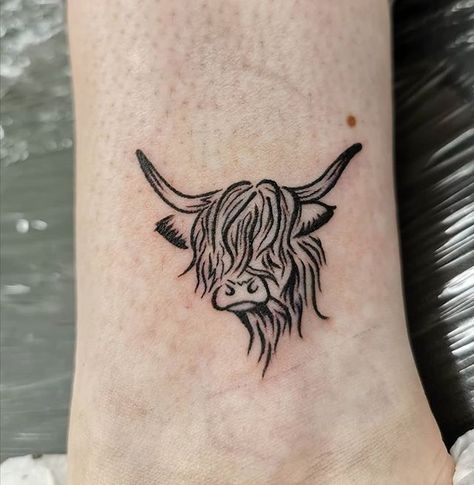 Bull Cow Tattoo, Highland Bull Tattoo, Southern Style Tattoos, Cow Matching Tattoo, Highland Cows Tattoos, Small Highland Cow Tattoo, Cute Cow Tattoo Ideas, Scottish Cow Tattoo, Cute Bull Tattoo