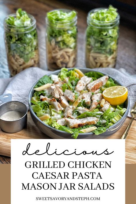 Food In Mason Jars Meals, Chicken Caesar Pasta Salad Meal Prep, Cesar Salad In A Jar, Mason Jar Ceaser Salad, Cesar Salad Meal Prep, Meal Prep Pasta Salad Recipes, Cesar Salad Mason Jar, Meal Prep Ceaser Salad, Mason Jar Caesar Salad