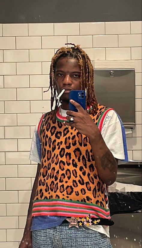 Ian Connor, Grunge Shoes, Y2k Fits, Rapper Outfits, Streetwear Men Outfits, Fall Fashion Outfits, Fashion Sense, Fashion Killa, Fitness Inspo