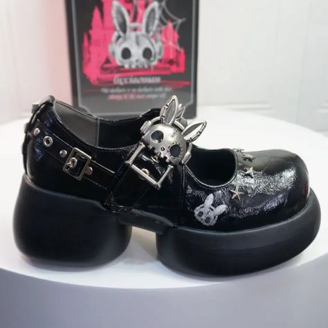 Studs Crack Black Platform Mary Janes with Skeleton Rabbit Buckles Gothic Mary Janes, Goth Shoes, Punk Shoes, Dr Shoes, Funky Shoes, Fashion Articles, Platform Mary Janes, Swag Shoes, Baggy Pants