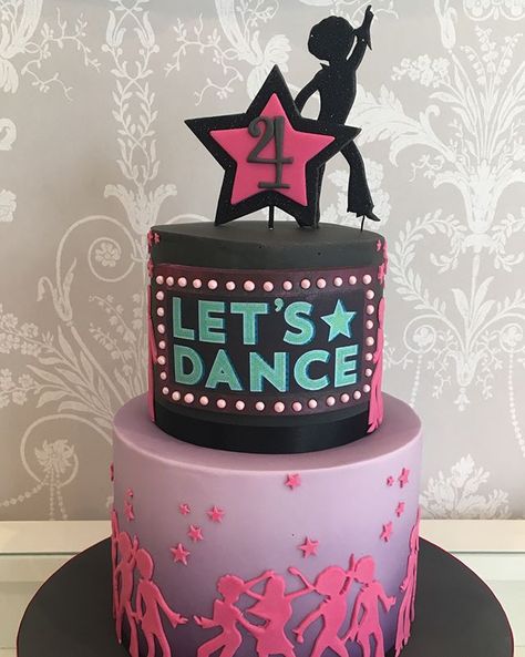 40+ Amazing Cakes For Your Next Dance Party - Dance Theme Cake Dancers, Dancing Theme Birthday Party, Dance Theme Birthday Cake, Dance Party Birthday Cake, Dance Party Cake Ideas, Dancing Cake Ideas, Dance Cake Ideas, Dance Theme Cake, Dance Party Cake