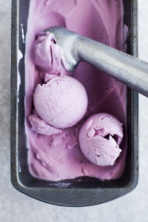 Purple Sweet Potato Ice Cream | potluck at ohmyveggies.com Sweet Potato Ice Cream, Potato Ice Cream, Vegan Popsicles, Vegan Ice Cream Recipe, Purple Sweet Potato, Dairy Free Ice Cream, Coconut Ice Cream, Purple Sweet Potatoes, Ice Cream Sorbet