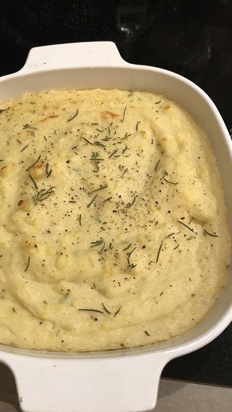 Polenta with Rosemary and Parmesan | Allrecipes Rosemary Polenta, Cornmeal Polenta, Polenta Cakes, Family Supper, Polenta Recipes, Parmesan Recipes, Delicious Donuts, Gluten Free Cheese, Winter Recipes