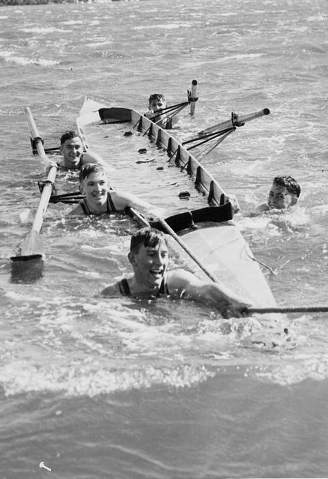 Men's Rowing, Liquid Therapy, Row The Boat, Boys In The Boat, Classic Life, Rowing Crew, Gym Equipment Workout, Rowing Team, Choppy Water